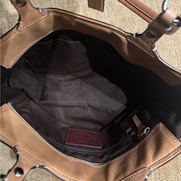 Camel coach purse - Picture 6 of 7